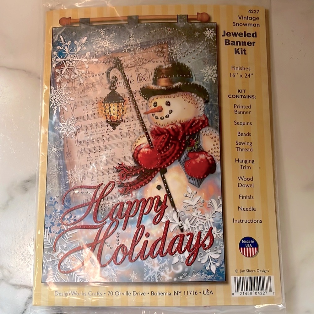 Jim Shore Designs “Vintage Snowman” Jeweled Banner Kit, Design Works Crafts